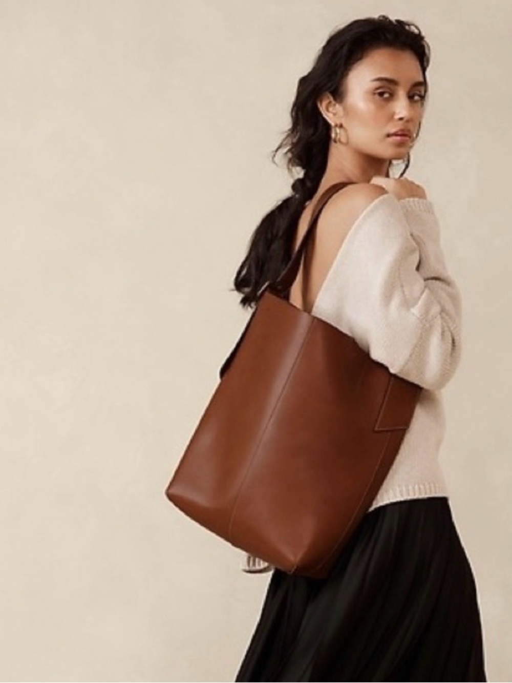 Banana Republic Vida Tote Bucket